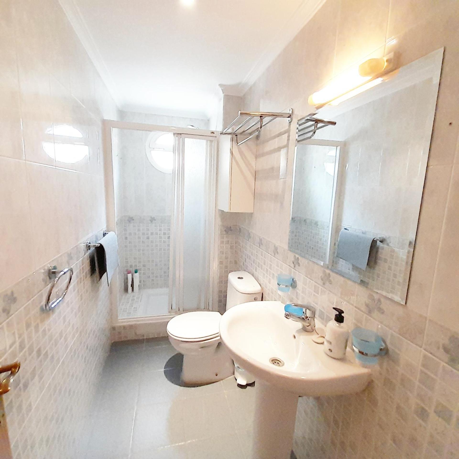 Apartamentos Vicenta Playa Carihuela Torremolinos Ruang foto
